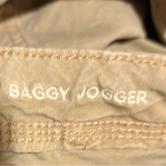 AE American Eagle Real Good Parachute Baggy Jogger Sz 8  Cargo Pockets Khaki - Picture 9 of 10